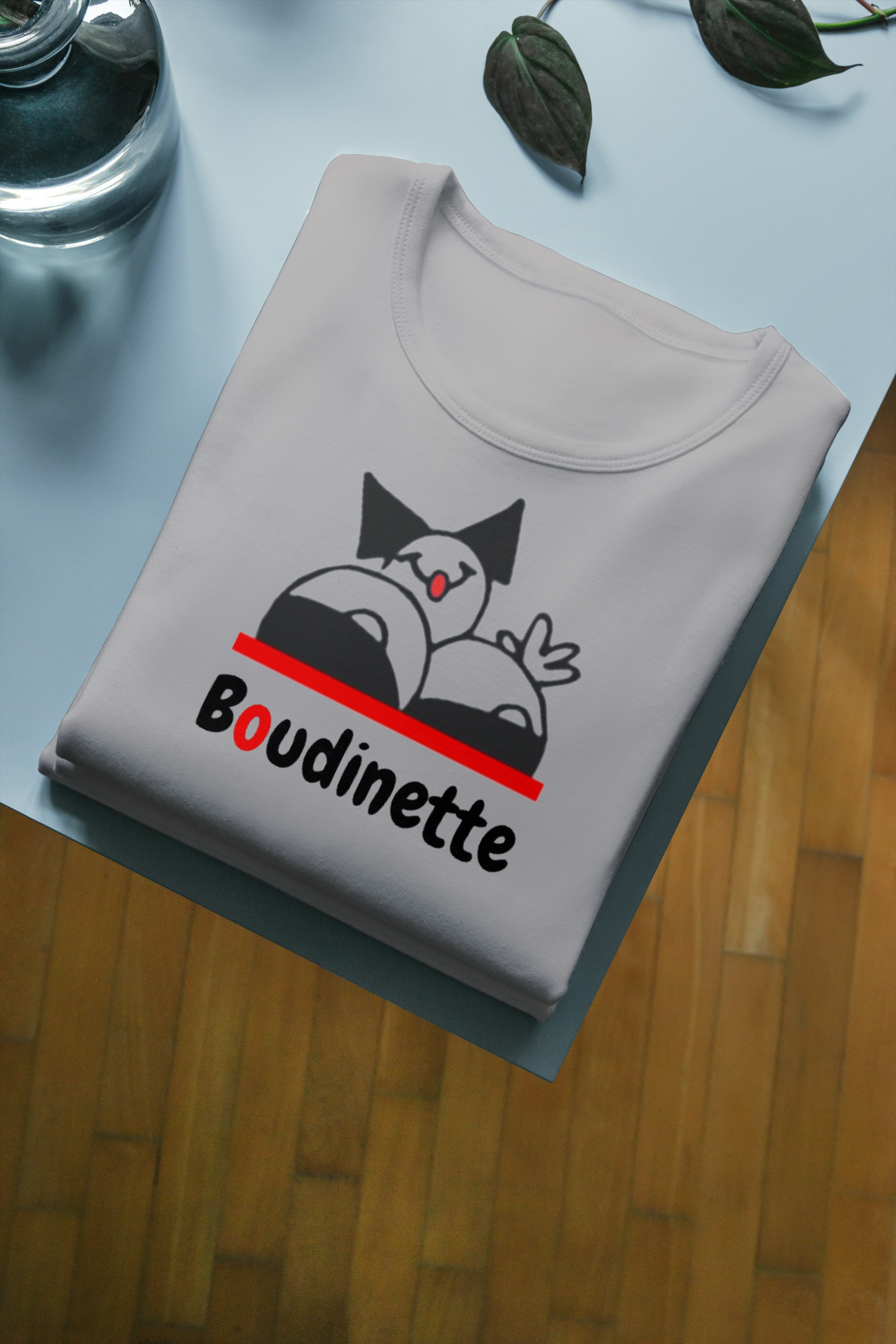 T-shirt "Fière d'être une Boudinette" avec le texte et le logo au dos