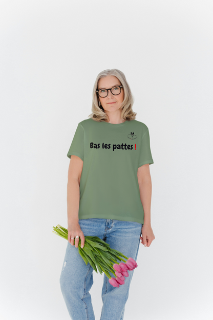 T-shirt "Bas les pattes !" avec le logo au dos