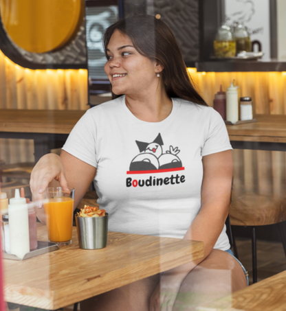 T-shirt "Fière d'être une Boudinette" avec le texte et le logo au dos