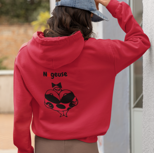 Sweat-shirt avec logo et texte à l'avant, et dessin "Nageuse" à l'arrière