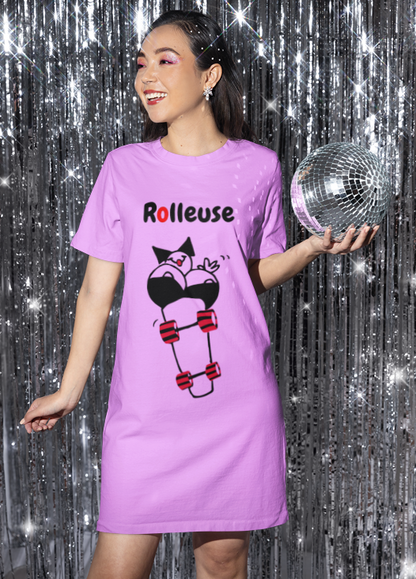 Robe avec le dessin 'Rolleuse' à l'avant et le logo au dos | Les Boudinettes