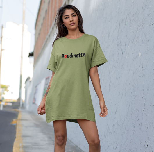 Robe 'Boudinette' avec le logo et le texte au dos | Les Boudinettes