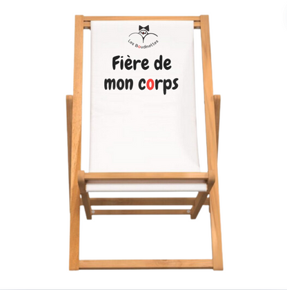 Chaise Longue avec le Message "Fière de mon corps"