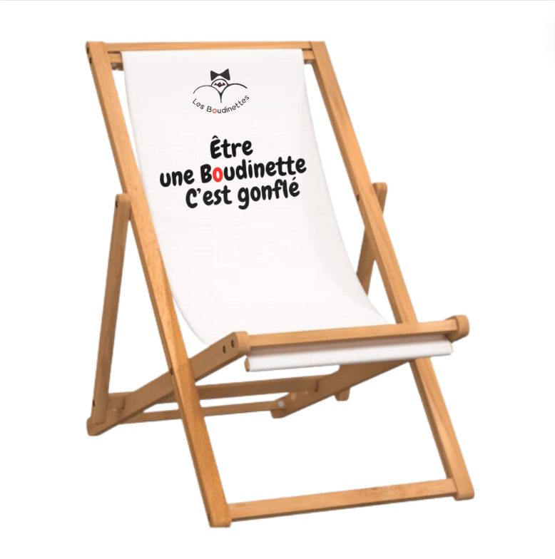 Chaise Longue avec le Message "Être une Boudinette, c'est Gonflé" et Logo Les Boudinettes