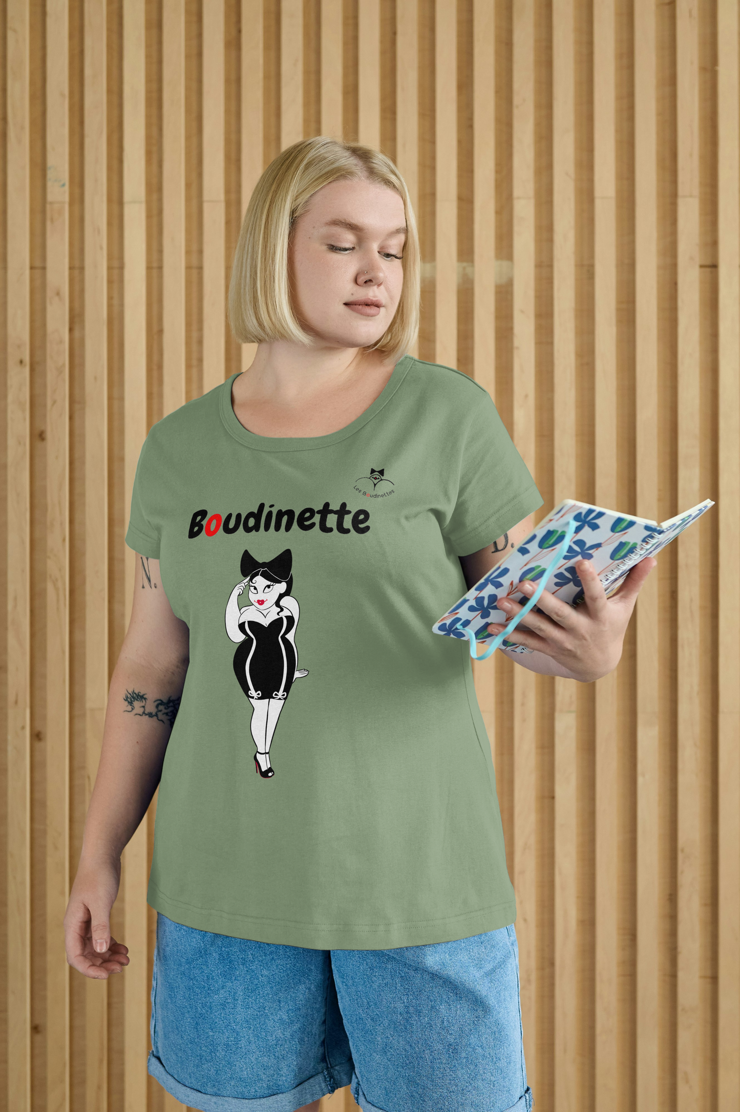 T-shirt Boudinette avec Logo à l'Arrière