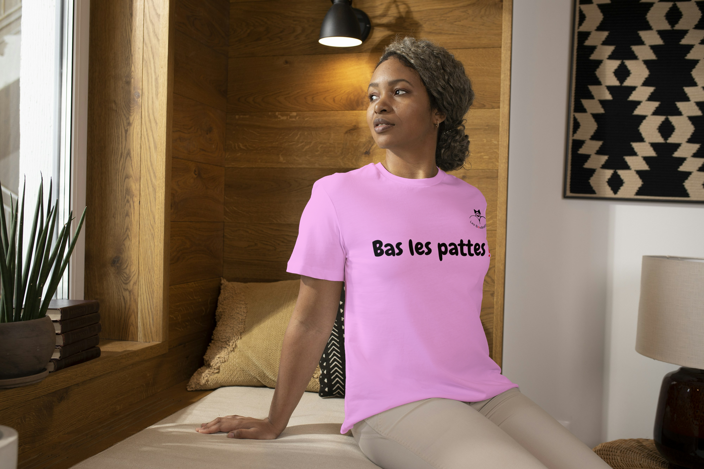 T-shirt "Bas les pattes !"